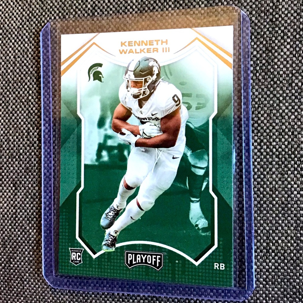 Kenneth Walker III 2022 PANINI CHRONICLES PLAYOFF DRAFT PICKS ROOKIE #8 SEAHAWKS